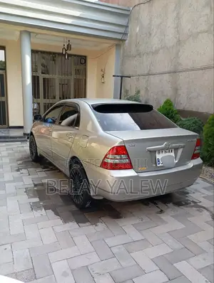 Toyota Corolla Verso Automatic 2003 Gold