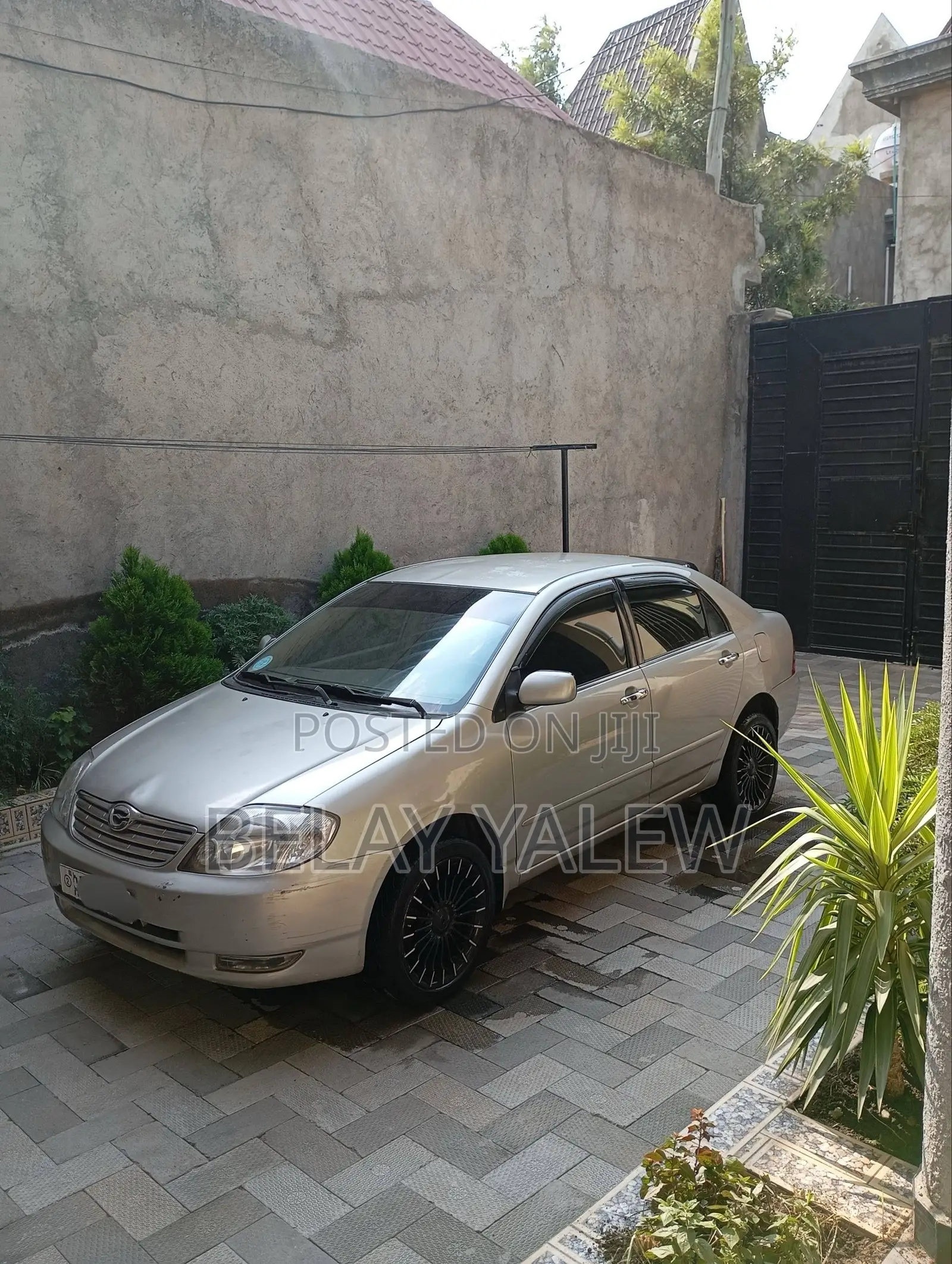Toyota Corolla Verso Automatic 2003 Gold