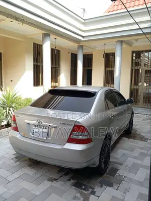 Toyota Corolla Verso Automatic 2003 Gold
