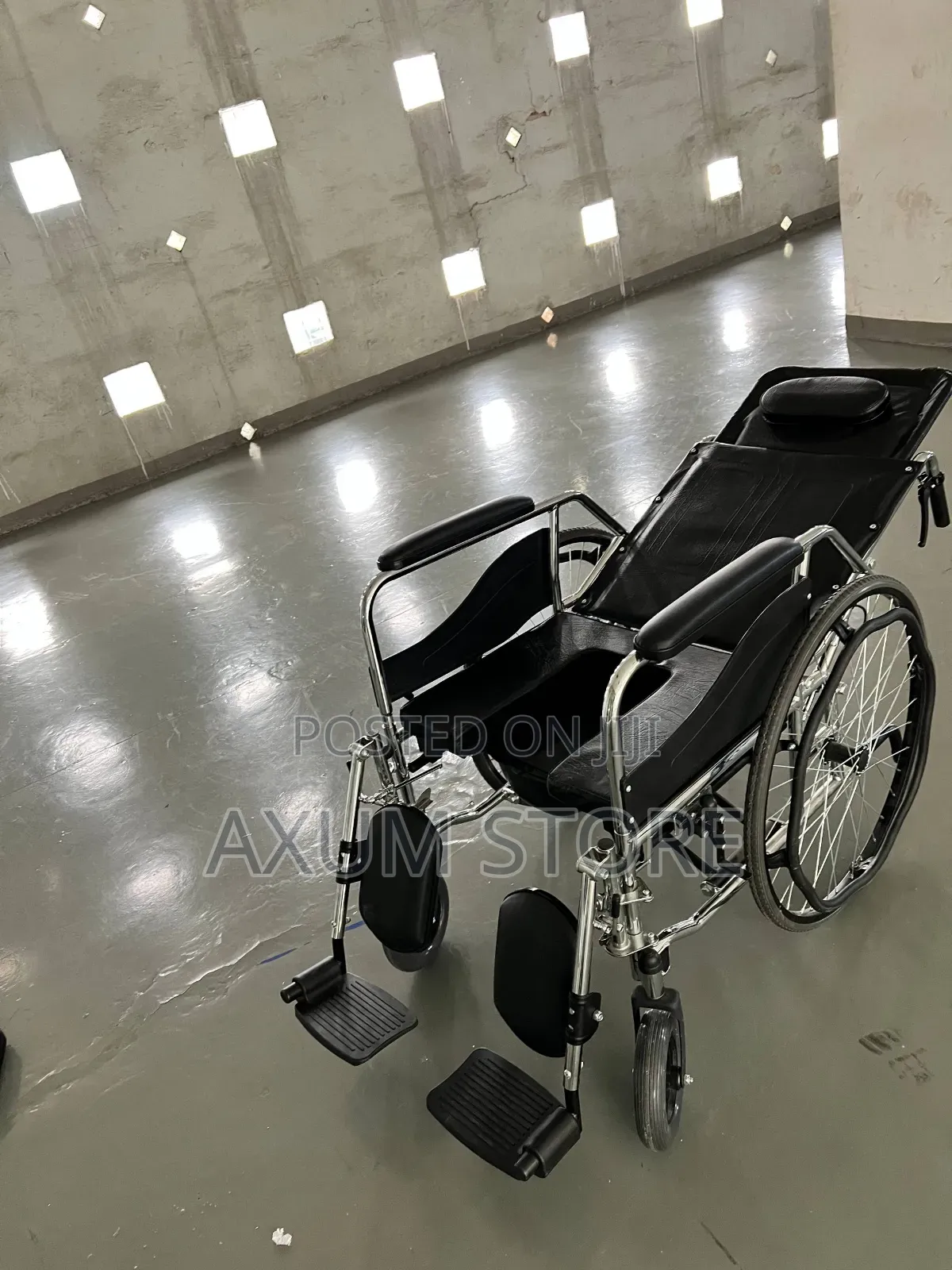 የሚያምር ዲዛይን ዊልቸር — Stylish Wheelchair