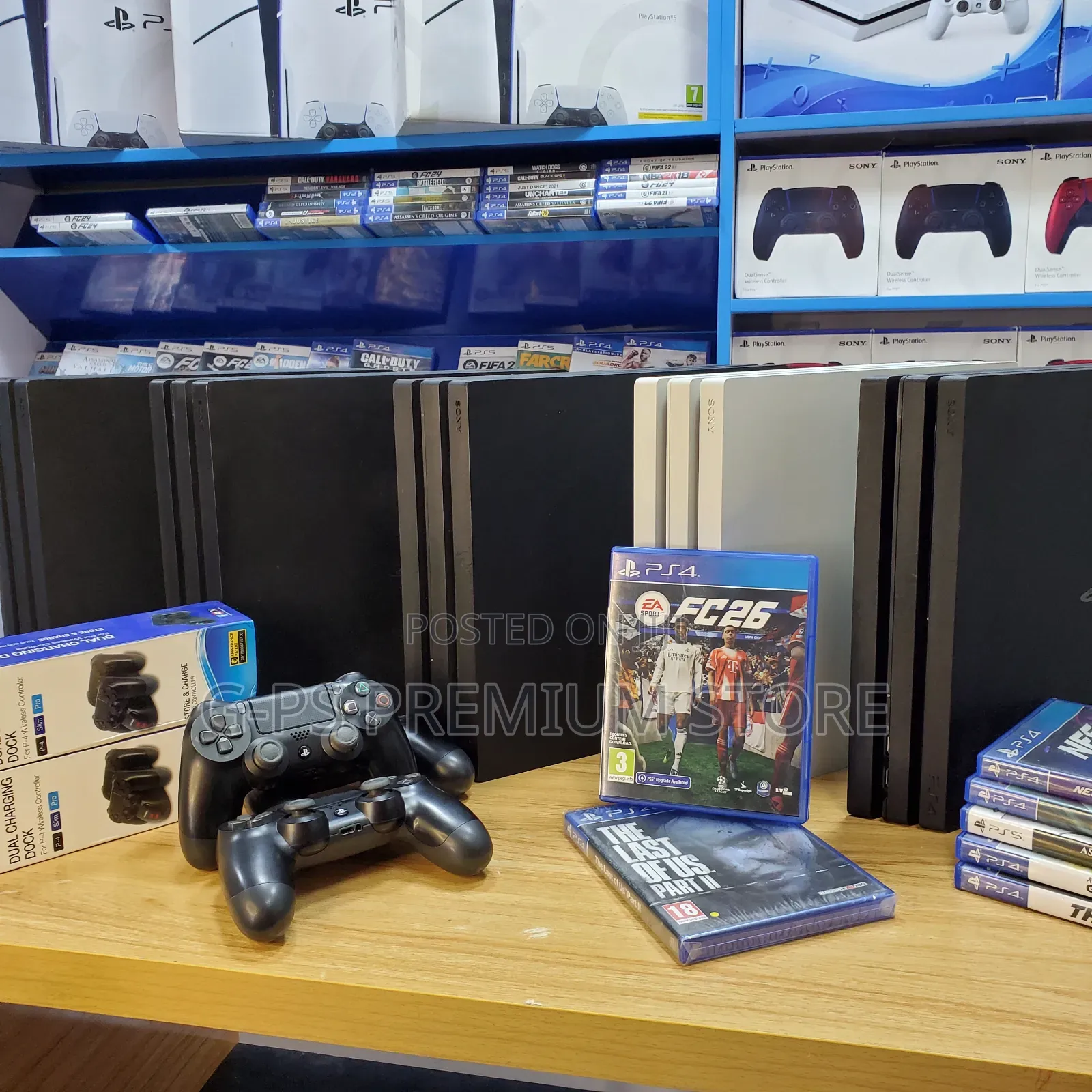 PlayStation 4 Pro – 5 Games Included