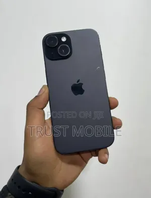 New Apple iPhone 15 128 GB Black