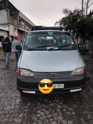 Toyota HiAce 1998 Blue