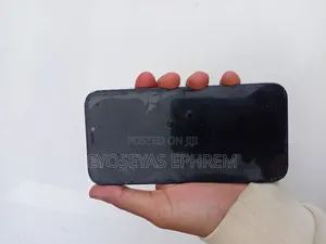 Apple iPhone 12 64 GB Black