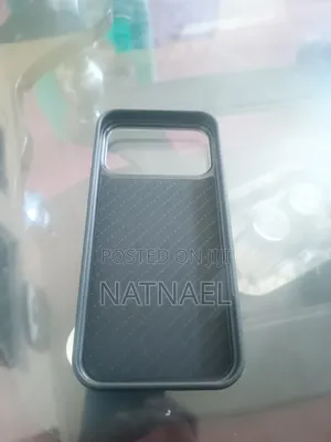 I Phone 17 Pro Max Lether Black Cover