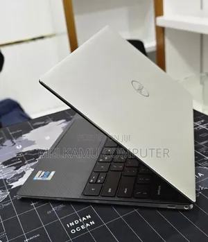 New Laptop Dell XPS 13 16GB Intel Core i7 SSD 512GB