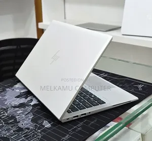 New Laptop HP EliteBook 845 G8 16GB AMD Ryzen 5 SSD 512GB