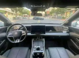New BYD Qin L DM-i 2025 Black