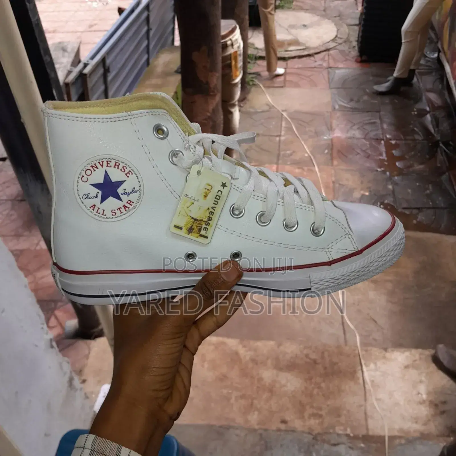 All Star Converser