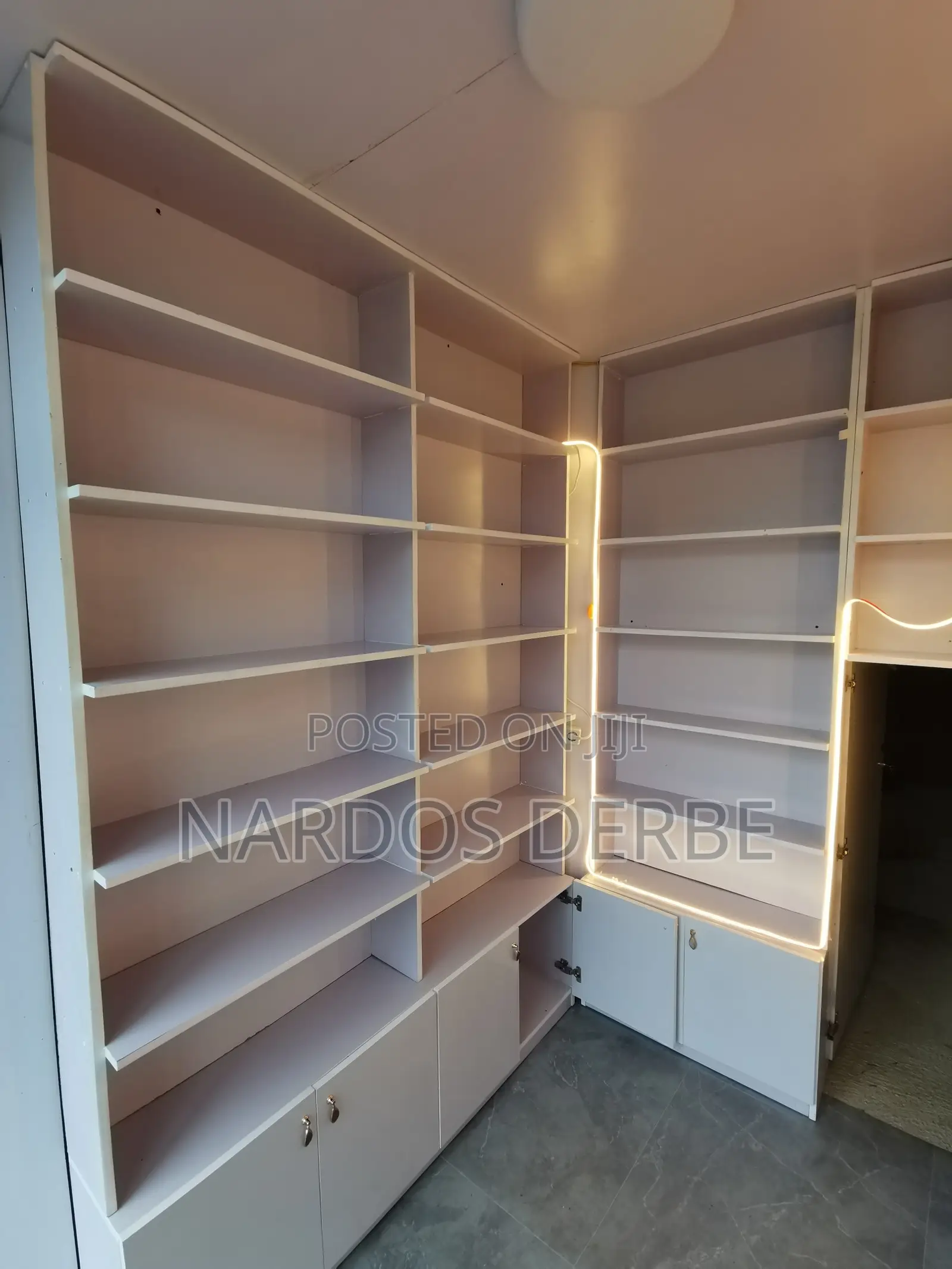 Display Cabinet