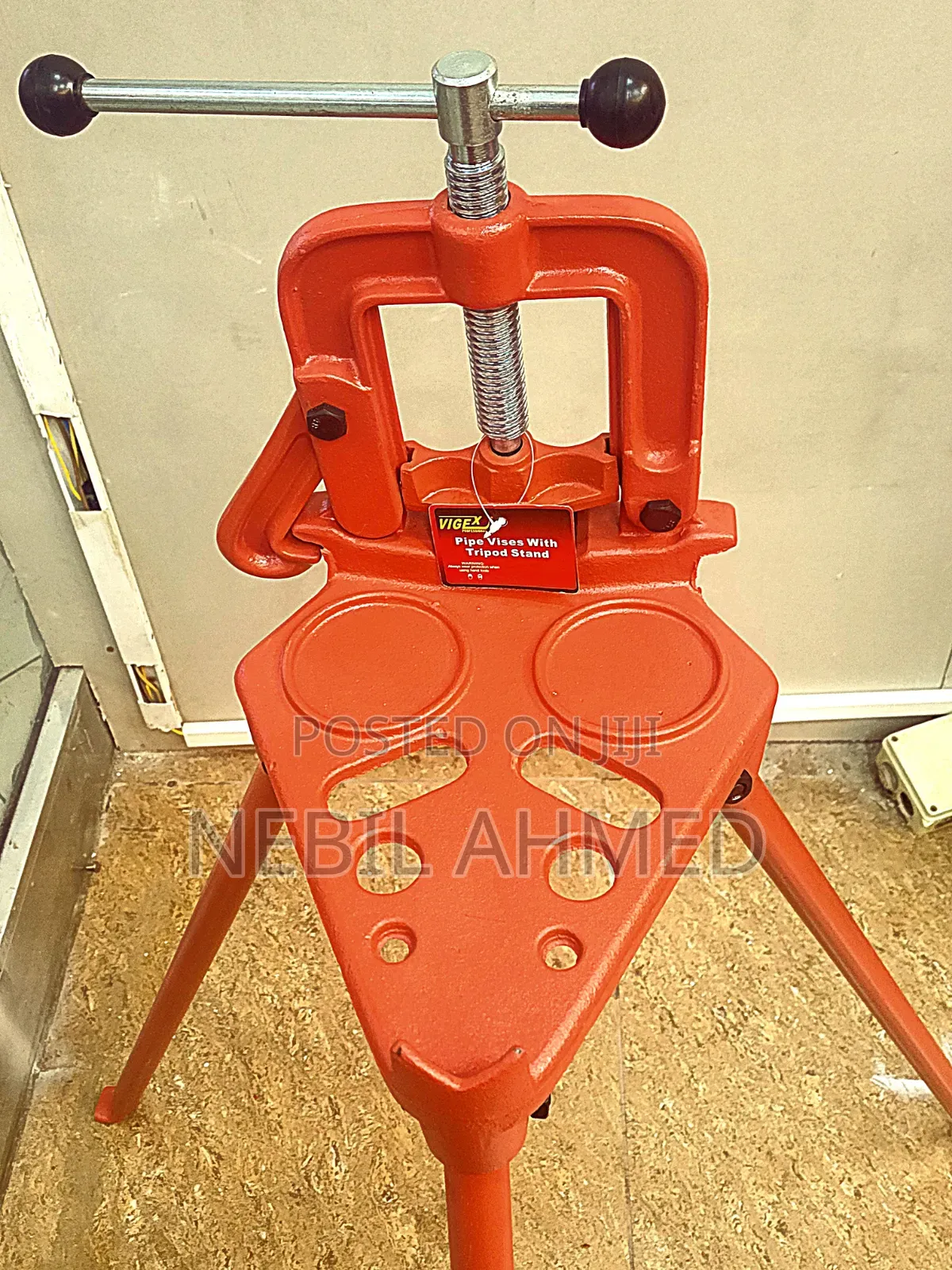 Pipe Vises With Tripod