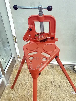 Pipe Vises With Tripod