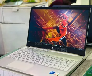 New Laptop HP 16GB Intel Core i5 SSD 256GB