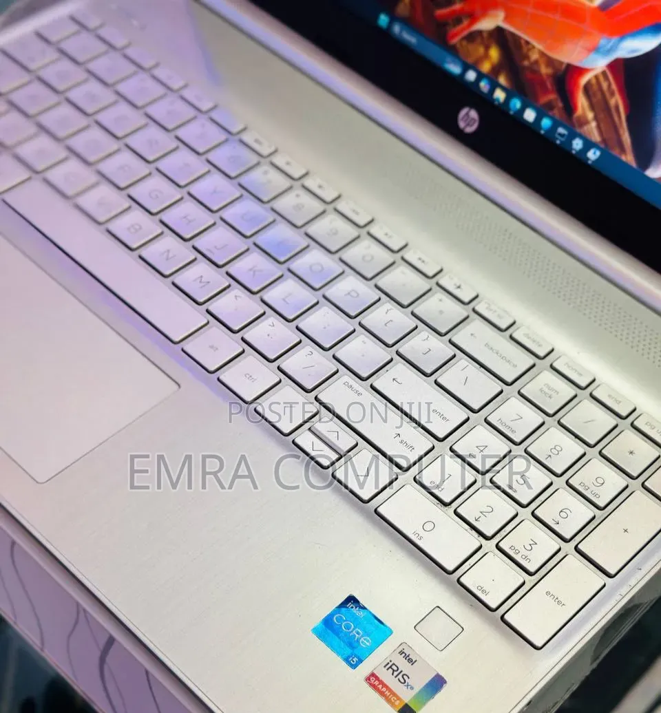 New Laptop HP 16GB Intel Core i5 SSD 256GB