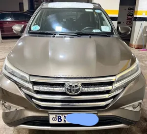 Toyota Rush 2018 Brown