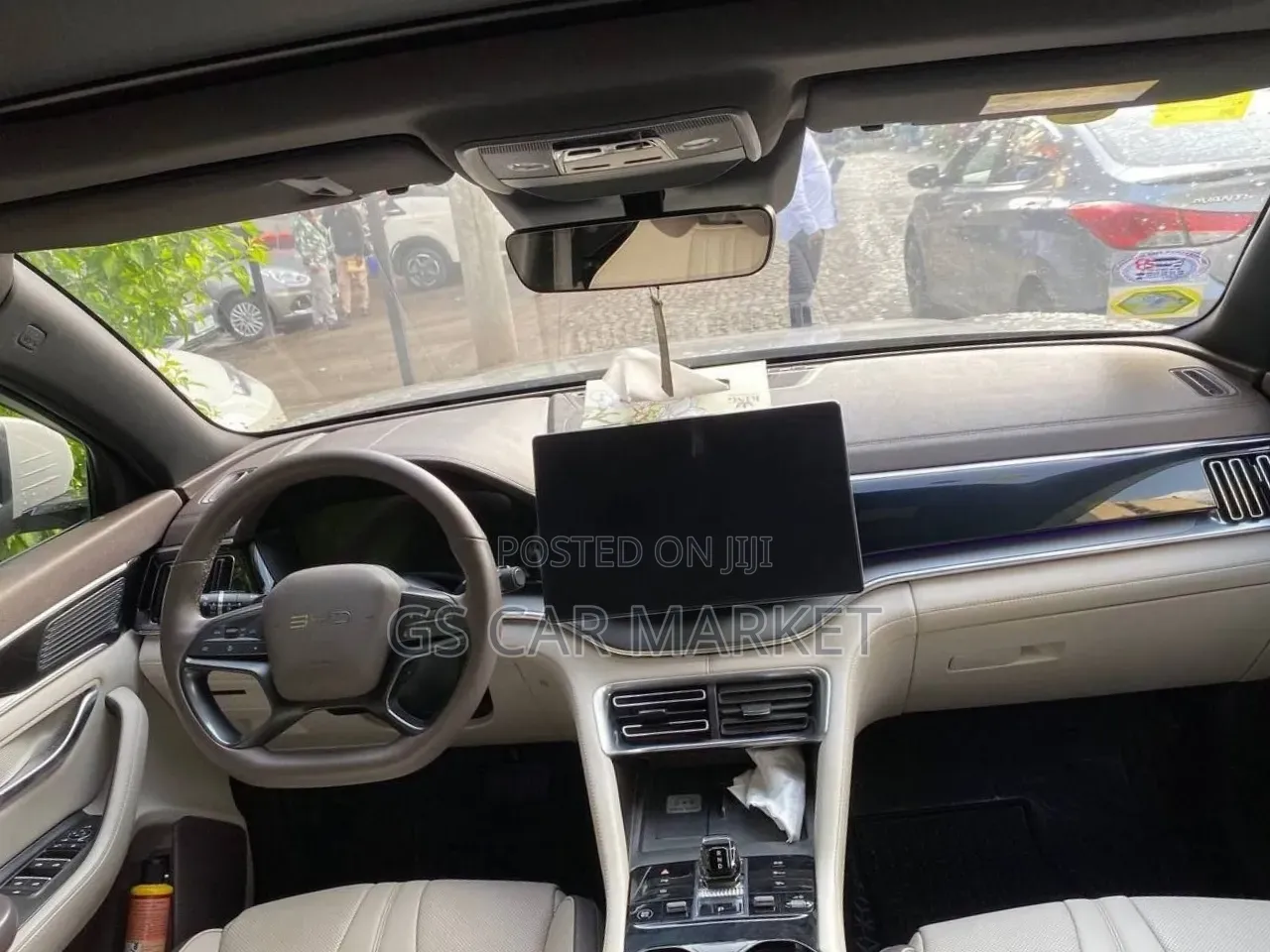BYD Song Plus 2025 White
