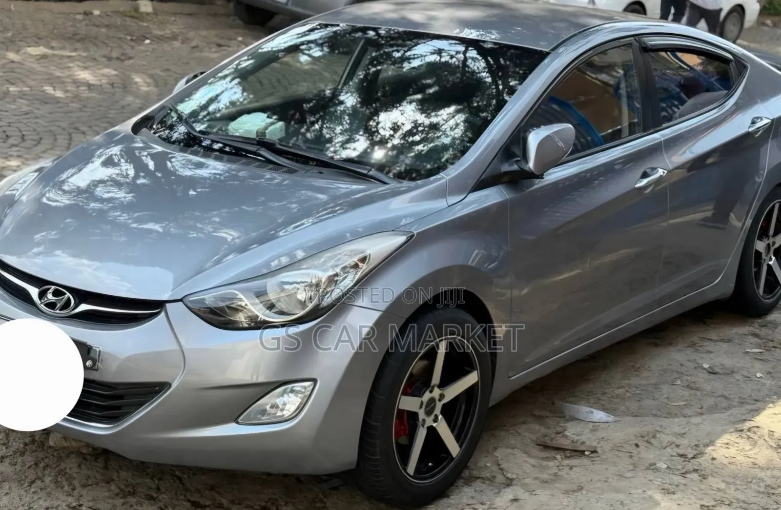 Hyundai Avante 2013 Silver