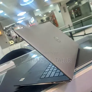 New Laptop Dell XPS 15 32GB Intel Core i7 SSD 512GB