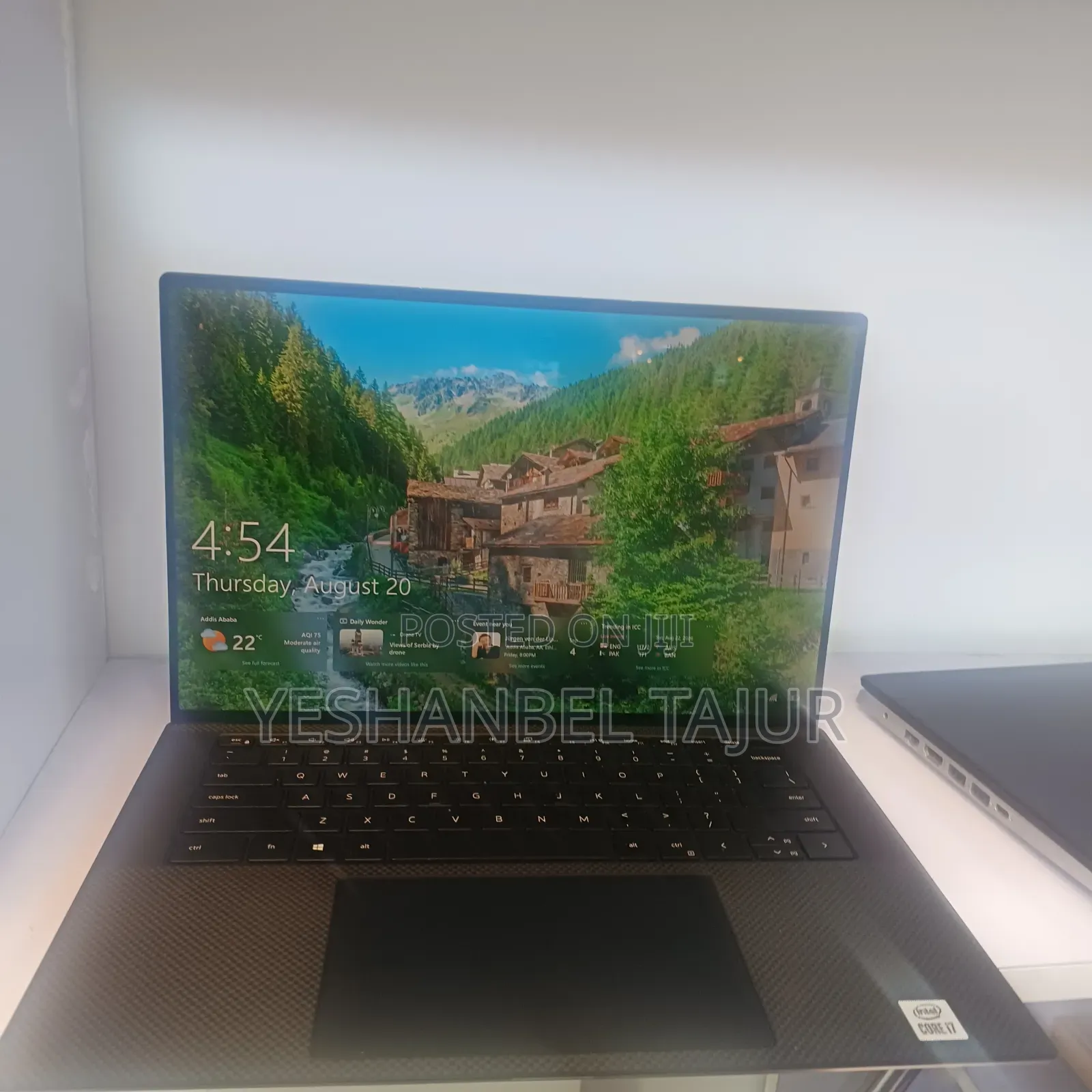 New Laptop Dell XPS 15 32GB Intel Core i7 SSD 512GB