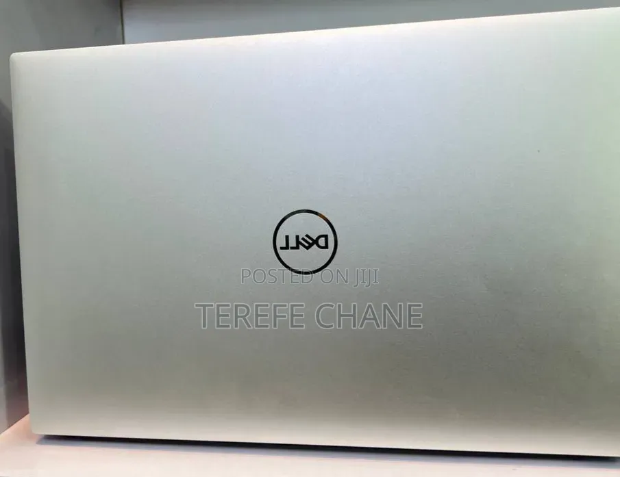 New Laptop Dell XPS 15 32GB Intel Core i7 SSD 512GB