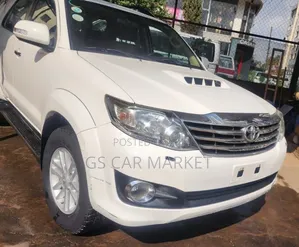 Toyota Fortuner 2015 White