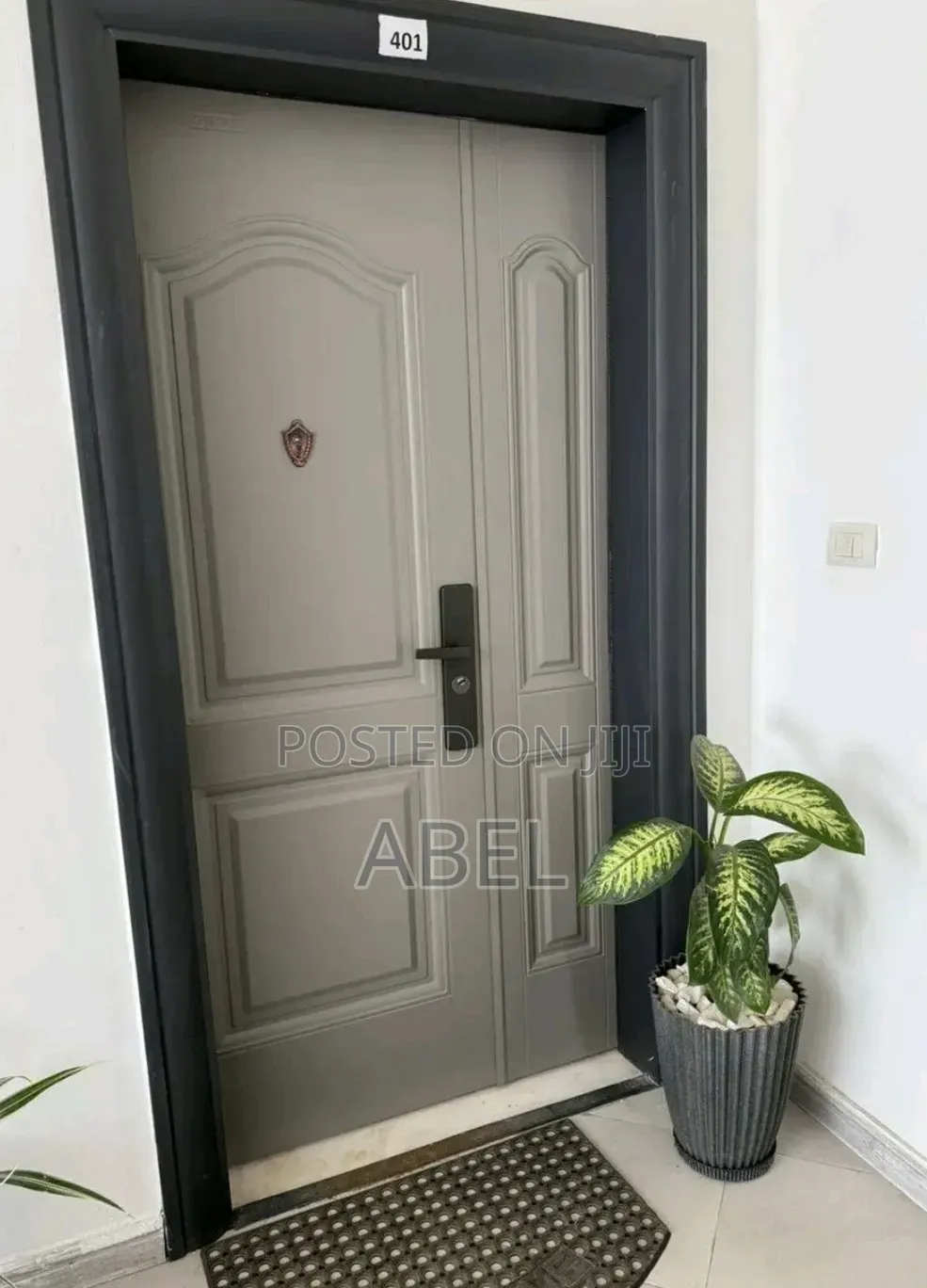 Victor Door – የጥንካሬ ምልክት በቤትዎ መግቢያ