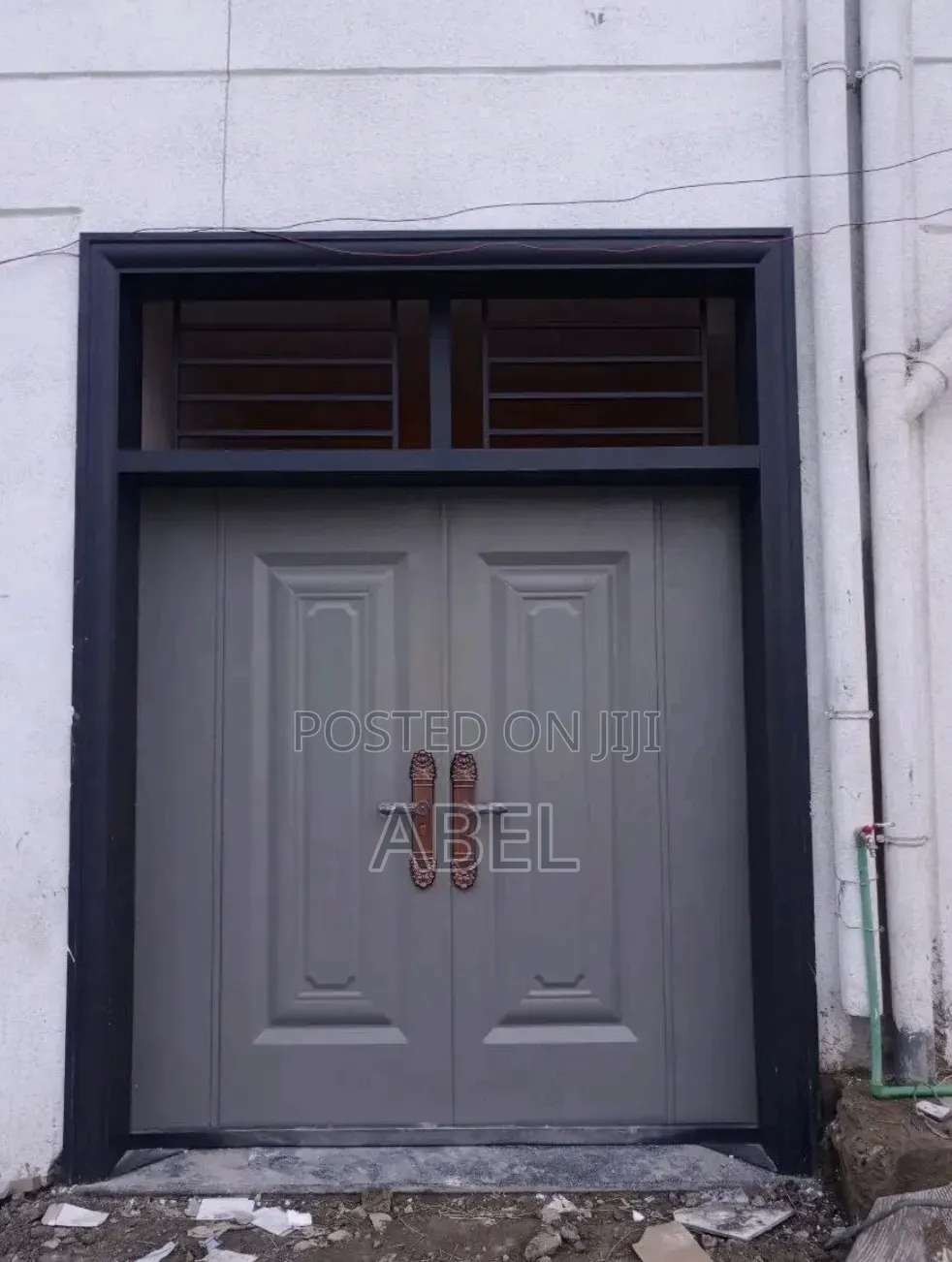Victor Door – የጥንካሬ ምልክት በቤትዎ መግቢያ
