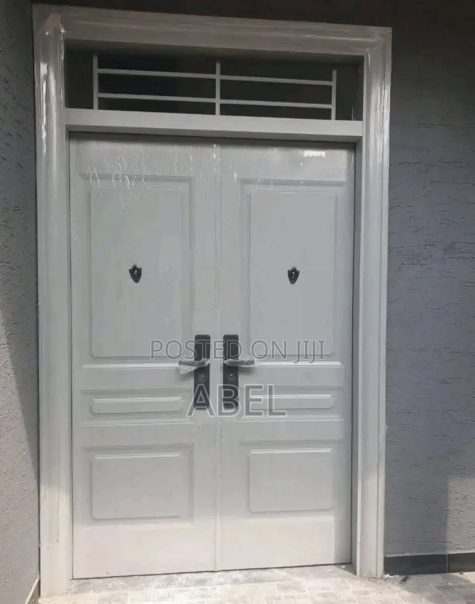 Victor Door – የጥንካሬ ምልክት በቤትዎ መግቢያ