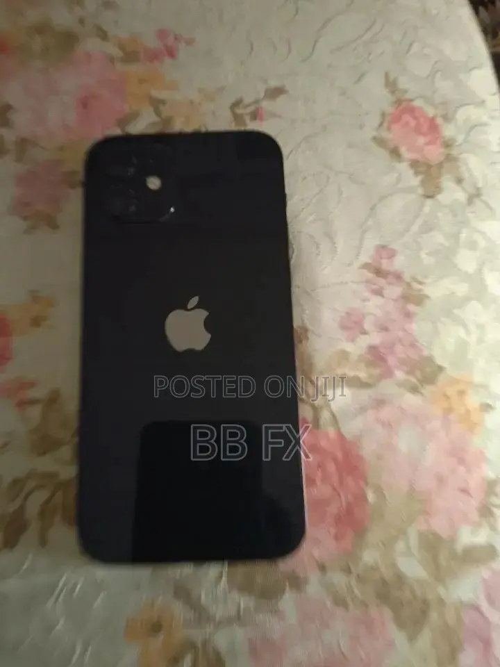 Apple iPhone 12 64 GB Black