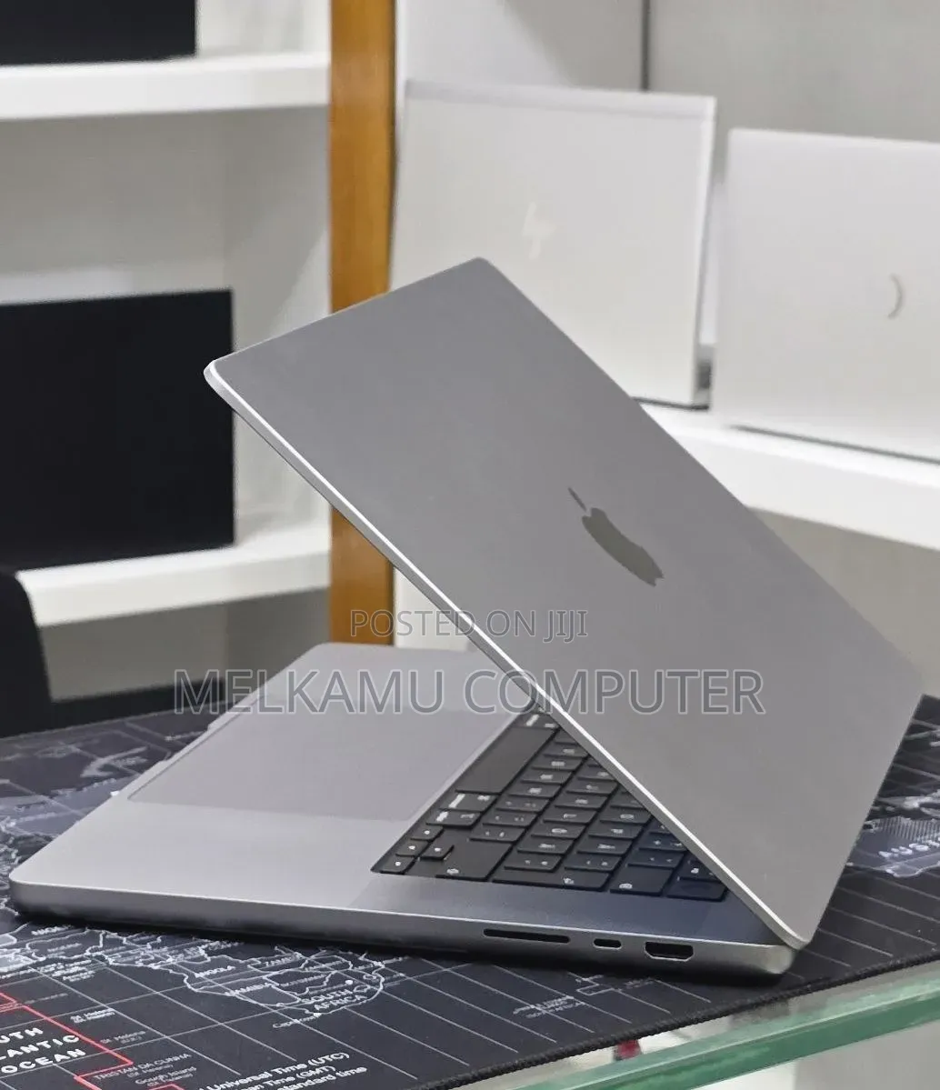 New Laptop Apple MacBook Pro 2021 M1 64GB Apple M1 SSD 1T