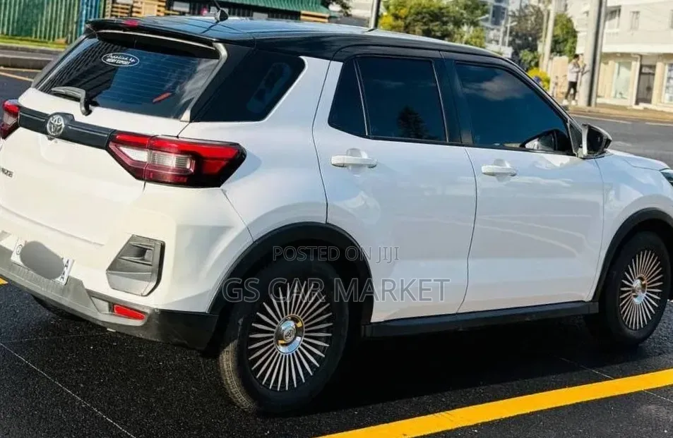 Toyota Raize 2022 White