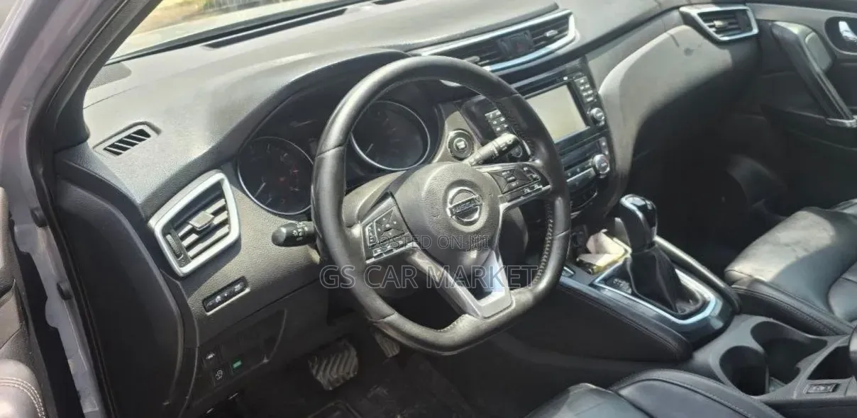 Nissan Qashqai 2018 Gray