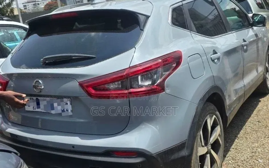 Nissan Qashqai 2018 Gray