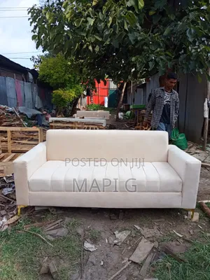 Moon Sofa1