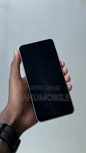 New Samsung Galaxy A17 5G 256 GB Purple