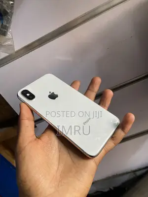 Apple iPhone X 64 GB White