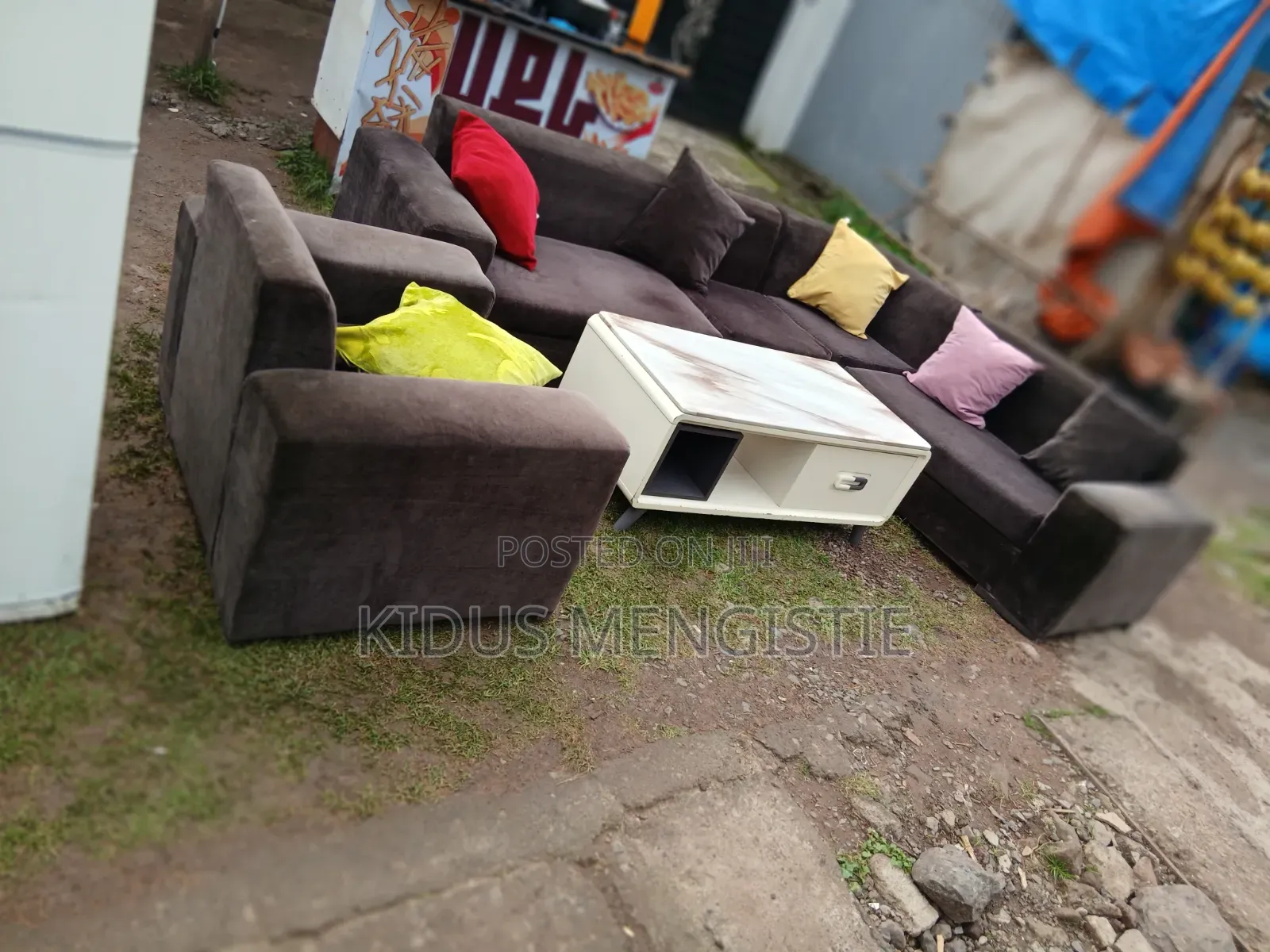 Sofa With Centre Table