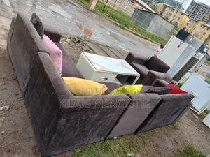 Sofa With Centre Table