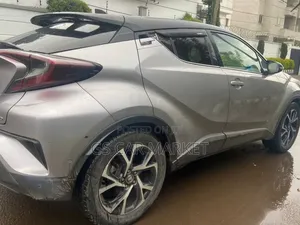 Toyota C-HR 2017 Silver