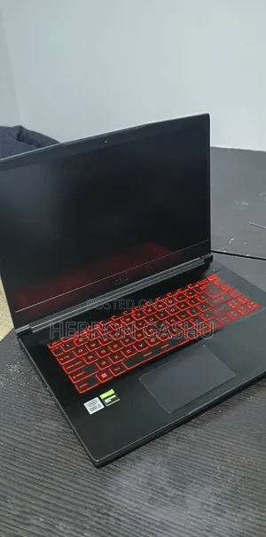 Laptop MSI GF63 16GB Intel Core i5 HDD+SSD 1T