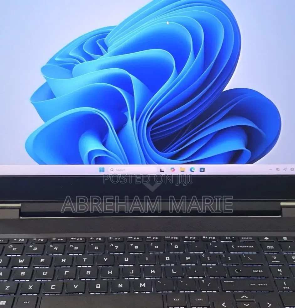 New Laptop HP Victus 16 16GB Intel Core i7 SSD 512GB