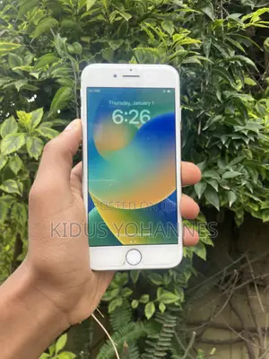 Apple iPhone 8 64 GB White