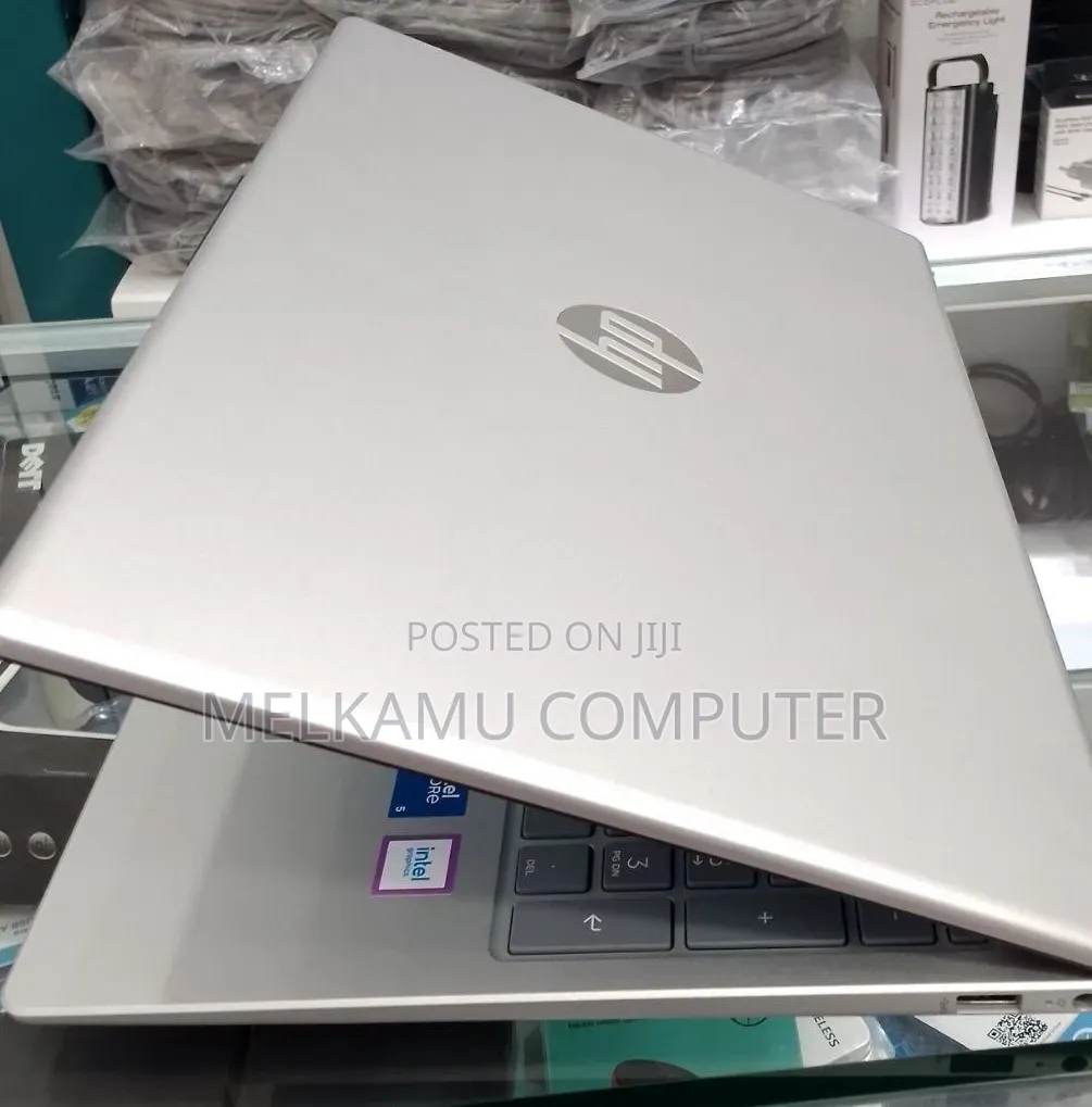 New Laptop HP Stream Notebook 16GB Intel Core i5 SSD 1T