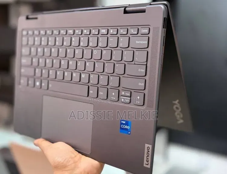 New Laptop Lenovo Yoga 7i 16GB Intel Core Ultra 7 SSD 512GB