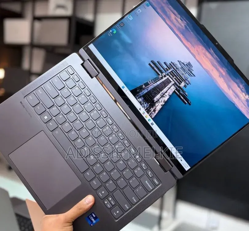 New Laptop Lenovo Yoga 7i 16GB Intel Core Ultra 7 SSD 512GB