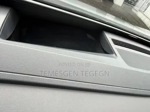 Volkswagen ID.4 2022 Gray