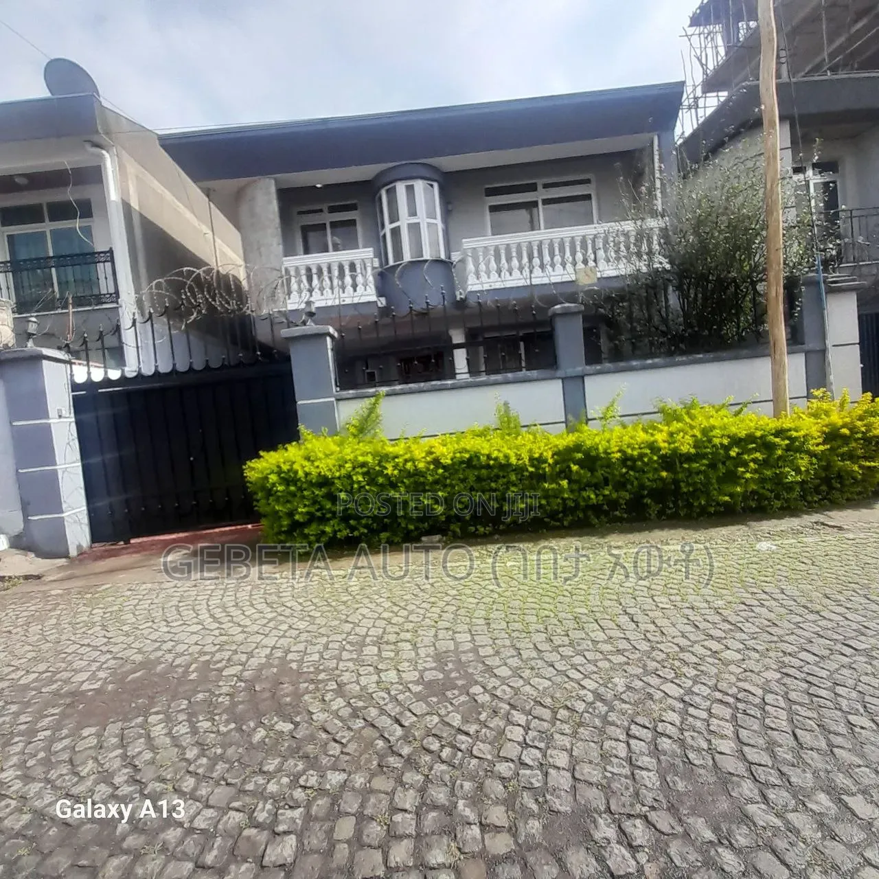 Furnished 5bdrm House in Figa, Yeka for sale