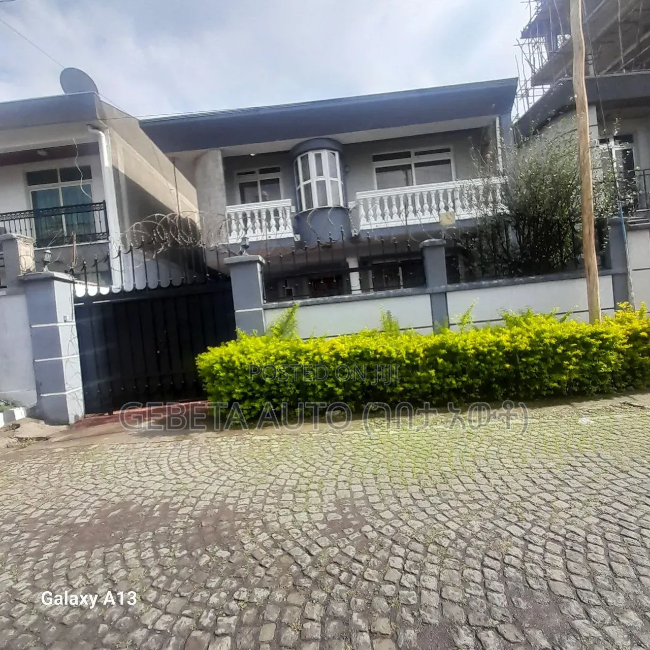 Furnished 5bdrm House in Figa, Yeka for sale
