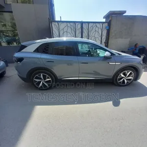 Volkswagen ID.4 2022 Gray
