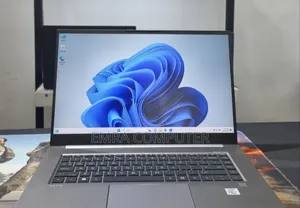 New Laptop HP ZBook Power G7 32GB Intel Core i7 SSD 512GB